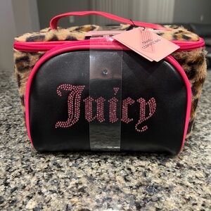 Juicy couture two-piece travel cosmetic bag set leopard Print pink bling